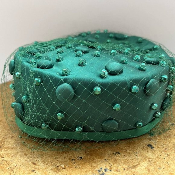 Vintage Hunter Women's Green Pillbox Hats Size W9xH2 w/ Button Studded and Lace - Picture 13 of 13